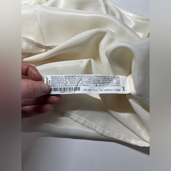 Zara High Neck Silk Dress Sleeveless Blouse Cream, Large - Picture 4 of 6